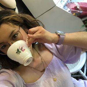 Meet your Posher, Alicia